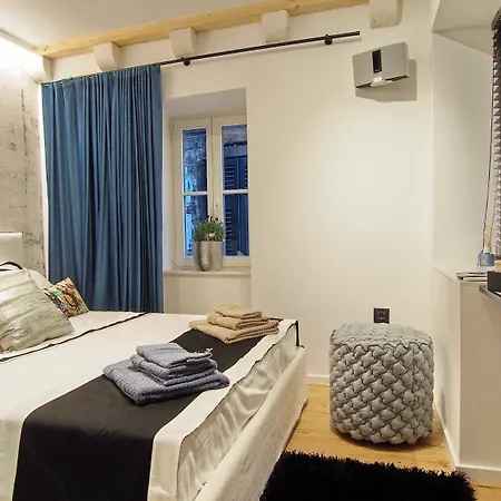 ゲストハウス La E Bella Ii 4*