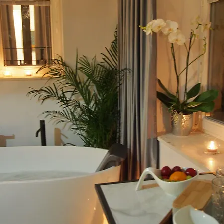 La E Bella Ii Πανσιόν 4*