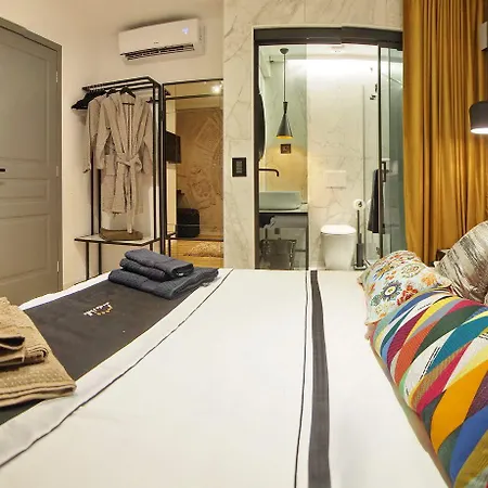 ゲストハウス La E Bella Ii 4*