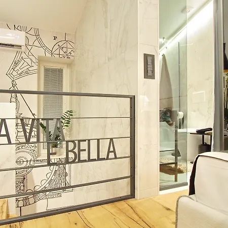 Πανσιόν La E Bella Ii 4*