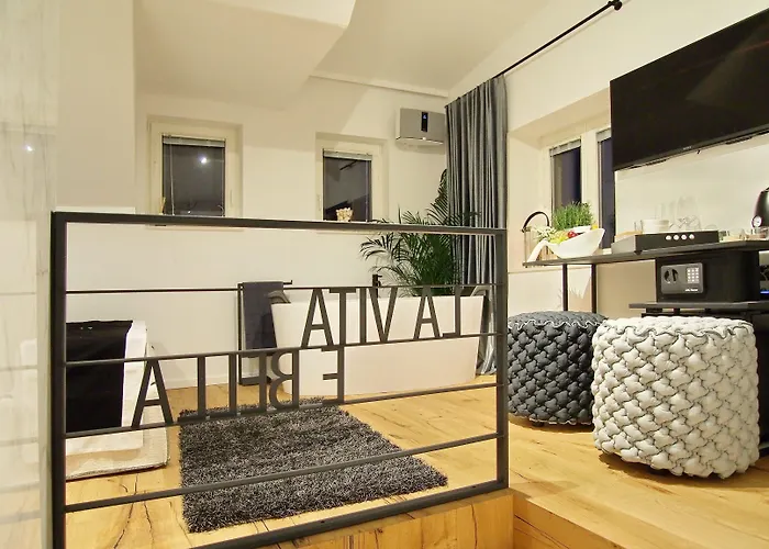 La E Bella Ii Maison d'hôtes 4*